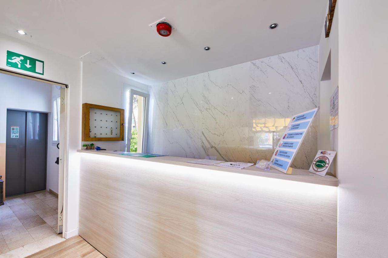 Lilium Maris Hotel Бибионе Экстерьер фото